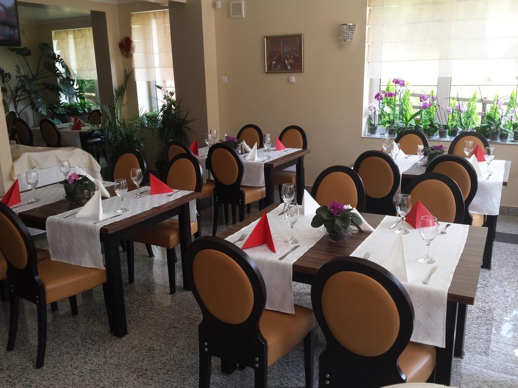 Hotel Crisalpin Poiana Brasov Ngoại thất bức ảnh