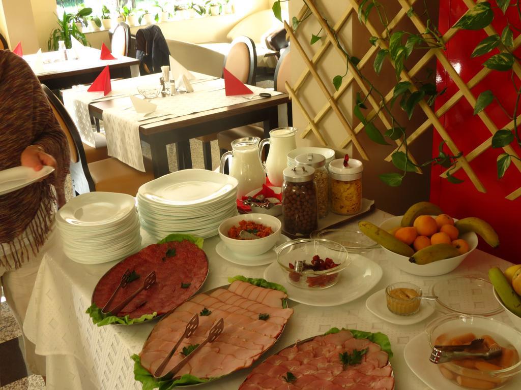 Hotel Crisalpin Poiana Brasov Ngoại thất bức ảnh