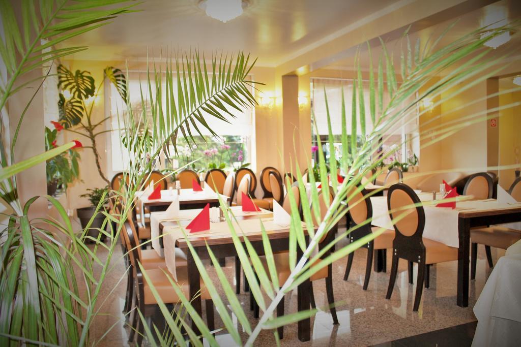 Hotel Crisalpin Poiana Brasov Ngoại thất bức ảnh